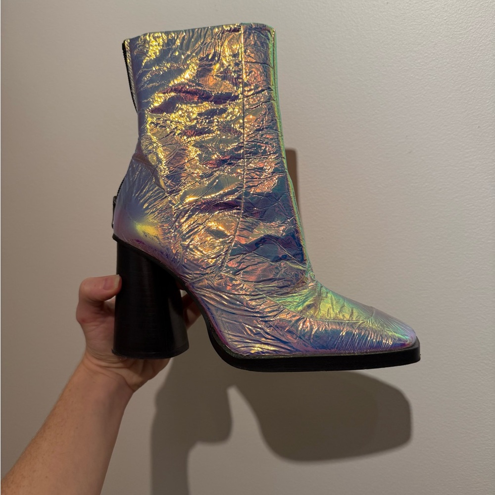 L'INTERVALLE Iridescent Heeled Boots - size 6.5 (or EU 37)